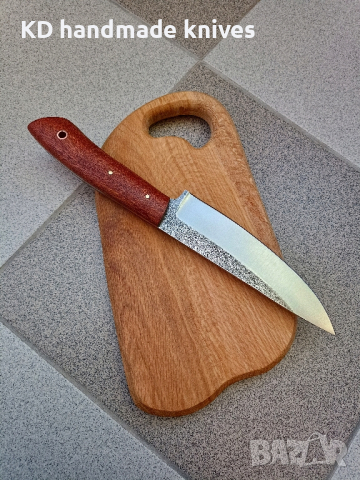 Кухненски нож в комплект с орехова дъска от марка KD handmade knives, снимка 2 - Ножове - 44523713
