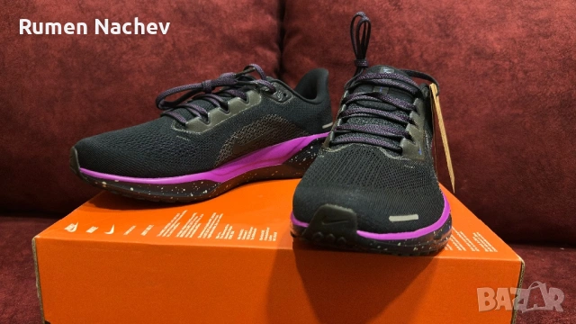 Nike Pegasus SE 42,5, снимка 2 - Спортни обувки - 53953235