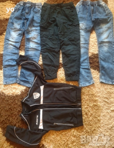 Детски дрехи размер  и два чифта сандали Найк номер 33,5, снимка 4 - Детски панталони и дънки - 52983225