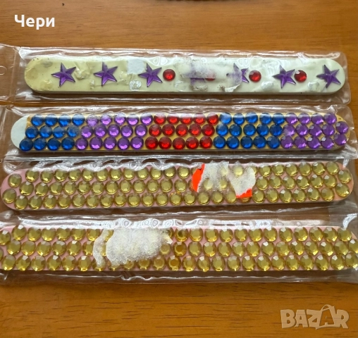 Цветни камъчета за декорация