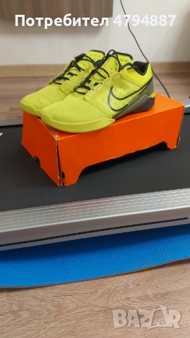 Маратонки NIKE