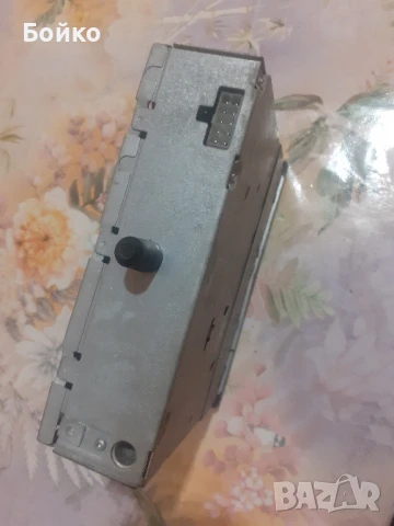Автокасетофон, снимка 3 - Радиокасетофони, транзистори - 50527259