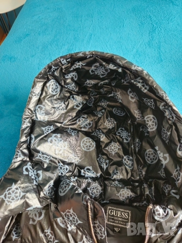 Яке Guess черно, снимка 4 - Якета - 52933741