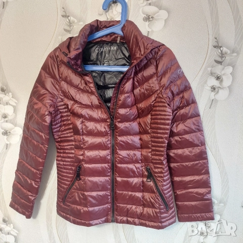 CALVIN KLEIN леко пухено яке размер S, снимка 2 - Якета - 51916325