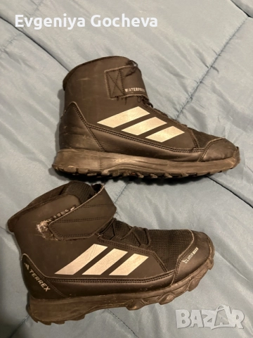 ботуши Adidas 36.5 номер за момче, снимка 5 - Детски боти и ботуши - 56523495