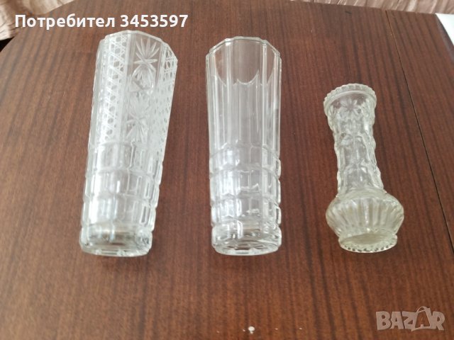 3 стъклени  релефни вази, снимка 2 - Вази - 37733534