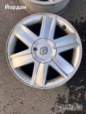 Джанти Рено 16 цола, снимка 2 - Гуми и джанти - 52453233