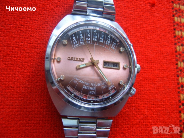  Ориент Вечен Календар мъжки часовник  Ретро Класика!, снимка 4 - Антикварни и старинни предмети - 51397010
