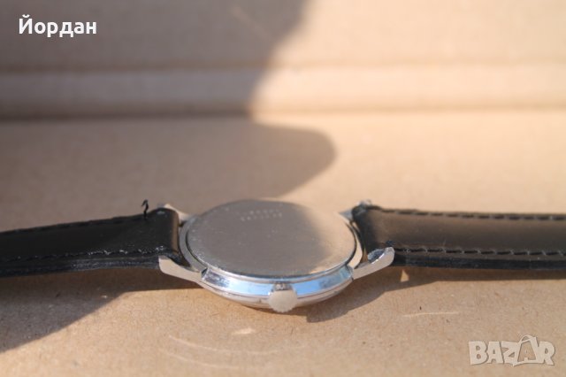 Мъжки Швейцарски часовник ''Doxa'' 35 мм, снимка 4 - Антикварни и старинни предмети - 40876908