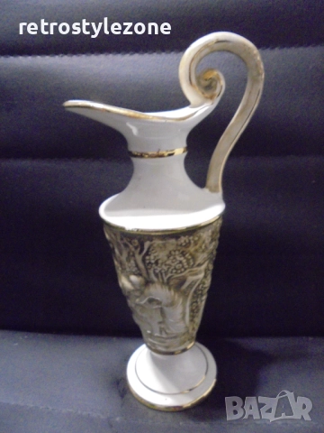 № 8365 Стара декоративна порцеланова кана R. Capodimonte    