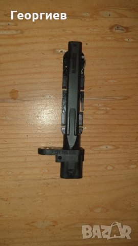 Импулсен датчик колянов вал Audi 2.7 tdi 059906433C, снимка 2 - Части - 30835009