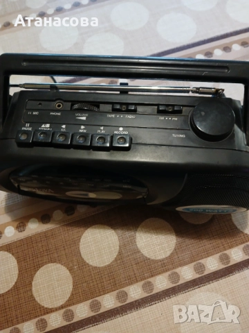 Радиокасетофон Suzika, снимка 2 - Радиокасетофони, транзистори - 51760654