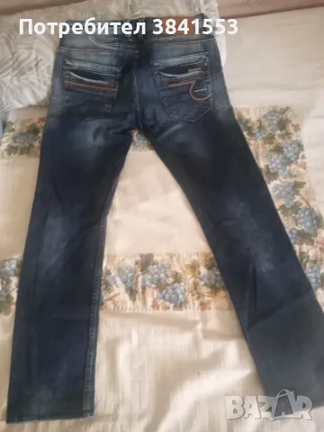 Оригинални дънки Dsquared, снимка 3 - Дънки - 56159536