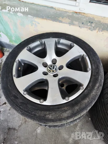 VW Touran Cross , снимка 3 - Гуми и джанти - 56485359
