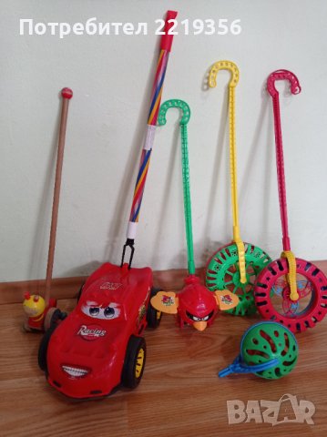 Бебешки играчки - търкалца, рингове и пъзели за развиване на ума и кола за забавление