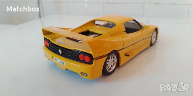 Ferrari Bburago 1/24 Италия, снимка 4 - Колекции - 51224388