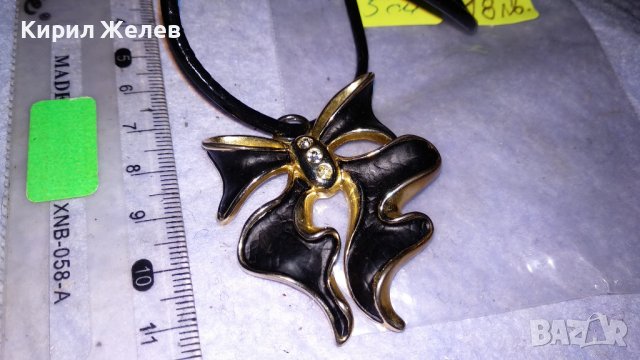 ПОЗЛАТЕНО МНОГО КРАСИВО ЕМАЙЛИРАНО МАРКОВО ФЕШЪН АРТ ДЕКО Стил КОЛИЕ ПЕНДАНТ МЕДАЛЬОН с ЦИРКОН 34528