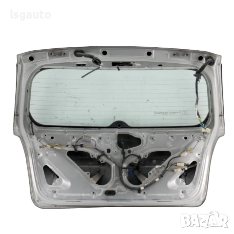 Заден капак Toyota Avensis II 2003-2009 ID: 159053, снимка 2 - Части - 54022716