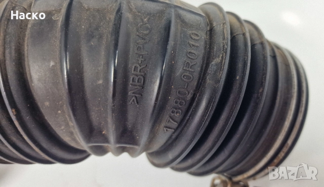 Гофриран Маркуч Въздушен Филтър Тойота Корола Версо Toyota Corolla Verso 2.2 17880-0R010, снимка 2 - Части - 51790058