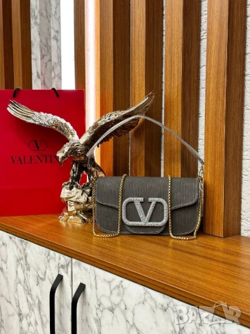 чанти valentino garavani, снимка 12 - Чанти - 51420635