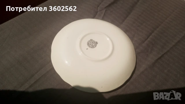 Сервиз за кафе фин порцелан, снимка 4 - Сервизи - 50511485