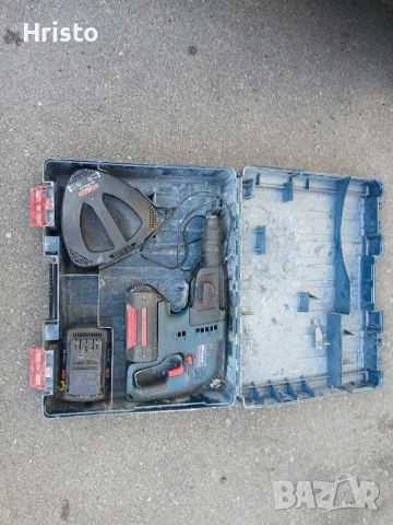 Акумулатерен перфоратор Бош 36V, снимка 2 - Перфоратори - 51187270