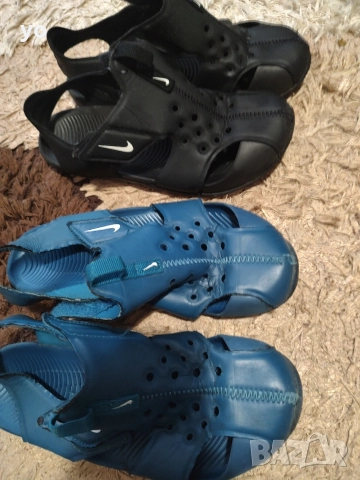 Детски дрехи размер  и два чифта сандали Найк номер 33,5