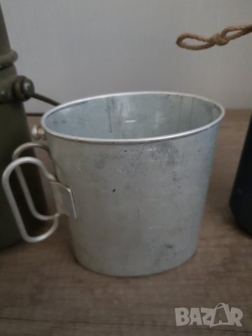 Швейцарско военно канче с манерка и чаша, снимка 4 - Антикварни и старинни предмети - 34873677