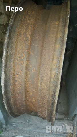 Продавам джанта  заЮМЗ , снимка 4 - Селскостопанска техника - 29742939