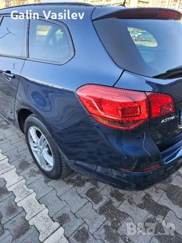 Opel Astra J 1.7 CDTI/110 Start-Stop sistem, снимка 6 - Автомобили и джипове - 48087996