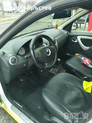 Dacia 1.5 dci, снимка 13 - Автомобили и джипове - 53307768