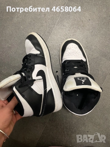 Jordan 1 mid PANDA, снимка 3 - Маратонки - 53339345
