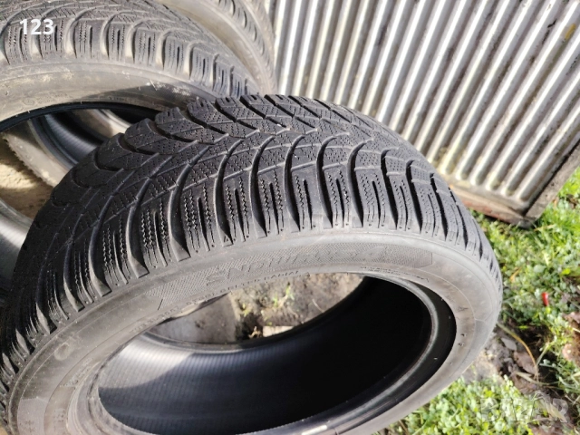 Чисто нови зимни гуми за мерцедес за 205 , снимка 3 - Гуми и джанти - 52535035