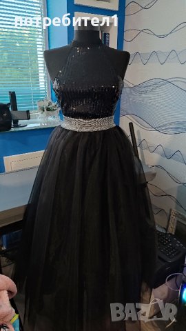 пола от черен тюл 