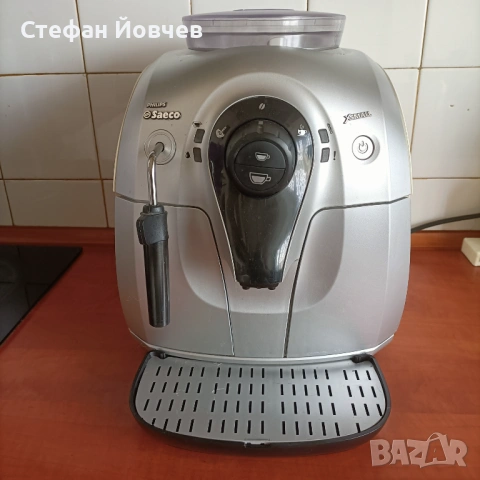 Продавам кафеавтомат Philips Saeco Xsmall