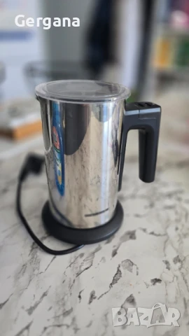 Кана за разпенване и загряване на мляко Heinner