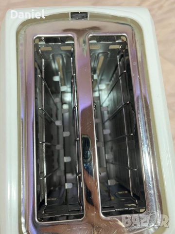 Тостер TecTro — компактен, практичен кухненски уред., снимка 4 - Тостери - 52673621