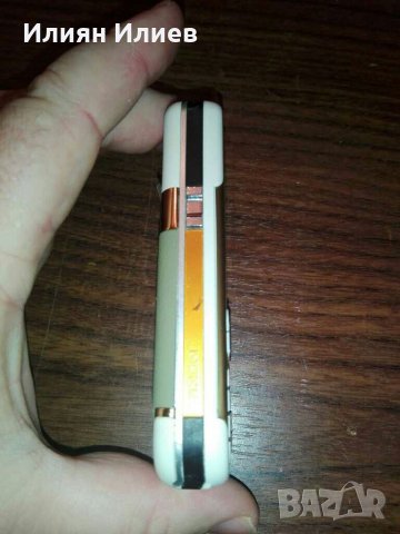 Nokia 7360 Versace Gold Edition Made in Germany, снимка 4 - Nokia - 29811723