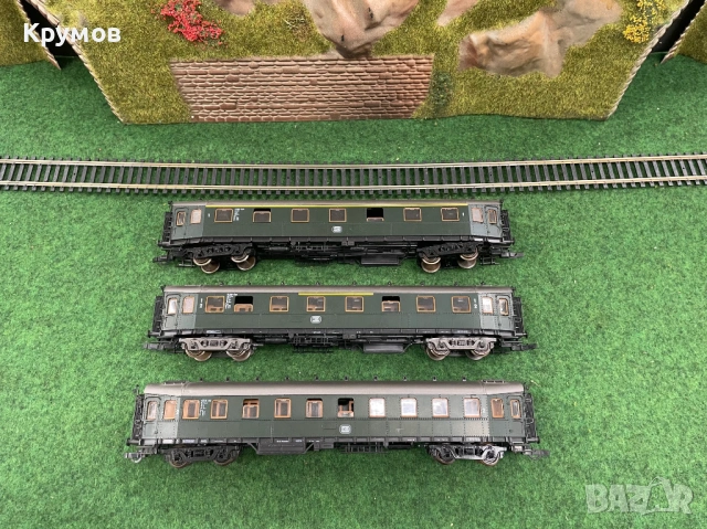 Вагон пътнически поща 4-осен Роко HO 1:87 влак ЖП модел