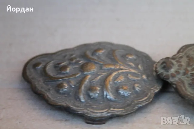 Стари бронзови пафти, снимка 8 - Антикварни и старинни предмети - 48942648