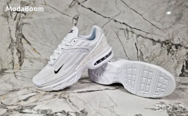 Nike бели мъжки спортни маратонки , снимка 2 - Маратонки - 48474193