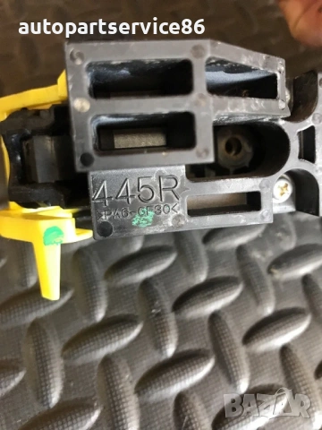 Външна дръжка на задна дясна врата сребърна за Toyota Avensis (2009-2013) 445R, снимка 3 - Части - 54203375