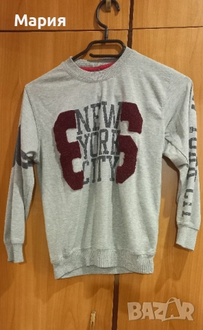 7 броя долнища и 4 блузи плюс 2 тениски 