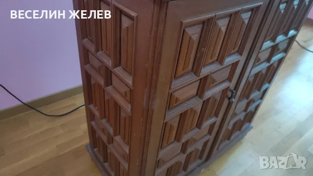 Оригинален разтегателен шкаф-бар от масиво дърво с естествен зелен мрамор, снимка 9 - Шкафове - 56061757