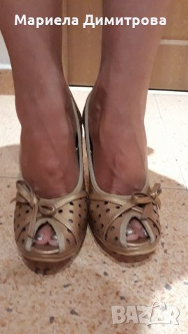 Дамски златисти обувки , снимка 5 - Дамски обувки на ток - 30121207