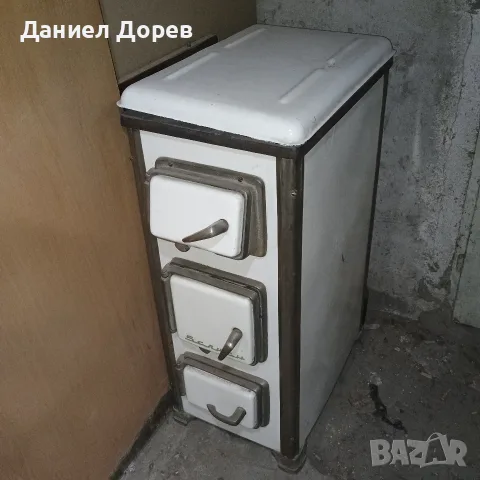 Чугунена ретро печка Балкан