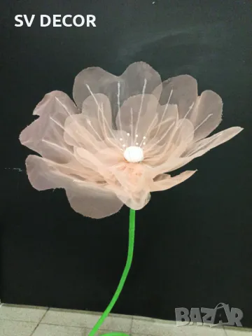 Цветя от Креп хартия и Органза / Цена за брой, снимка 5 - Декорация за дома - 49634156