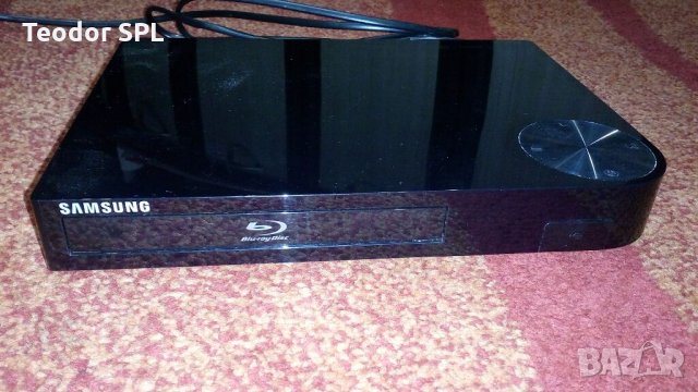 Samsung Blu-ray player bd-f5100, снимка 4 - Плейъри, домашно кино, прожектори - 34905627