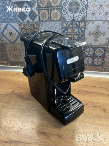 Кафемашина Ariete с капсули, снимка 2 - Кафемашини - 53054861