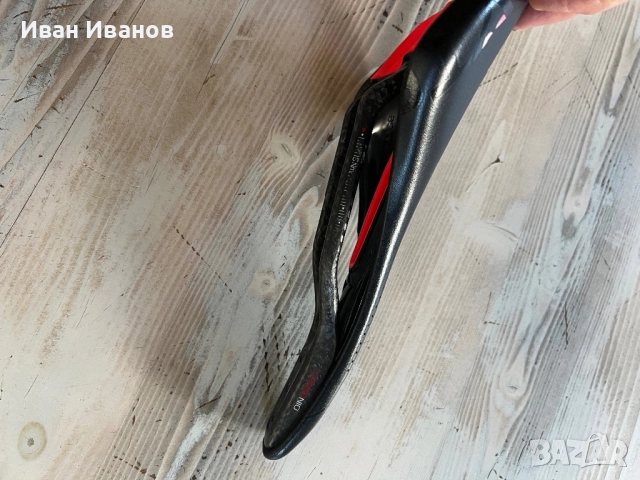 Карбонова седалка ASTUTE STAR, снимка 7 - Аксесоари за велосипеди - 52421158